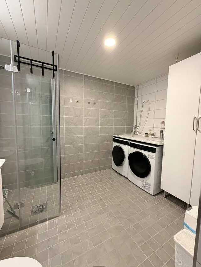 Bathrooms - Apartment with Balcony and Sauna in Paimio
