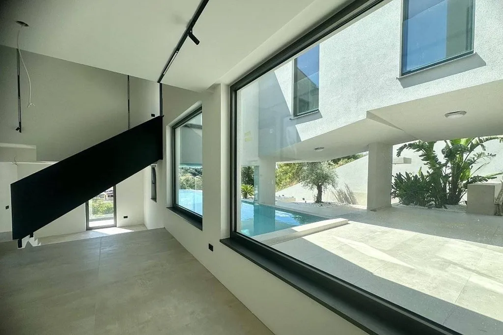Elutuba - Modern Villa with Infinity Pool in Smokvica