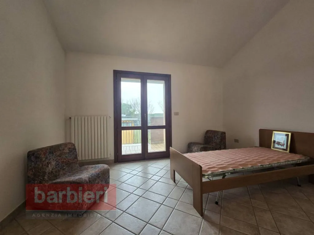 Chambres - Three-Bedroom Apartment with Terrace in Cervia