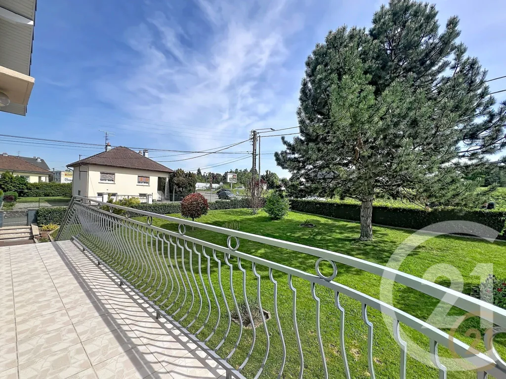 Terrass - Five-Piece House with Garden in Exincourt