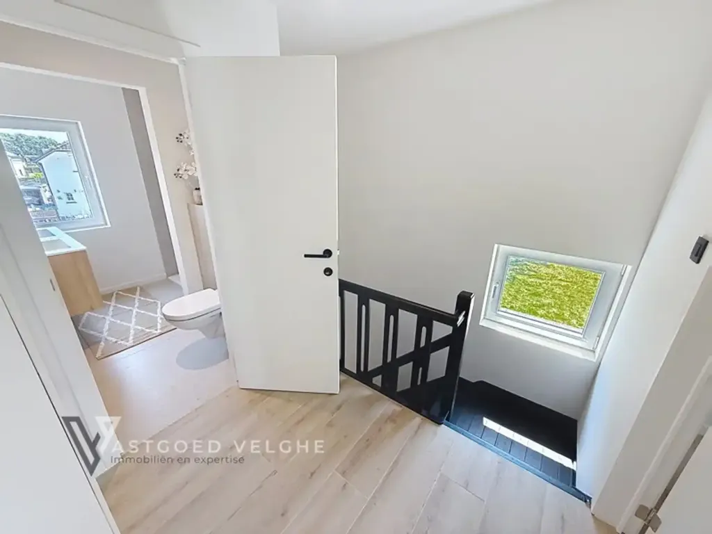 Entrée - Vernieuwbouwwoning avec EPC A sur Grand Perceau à 10 Ares