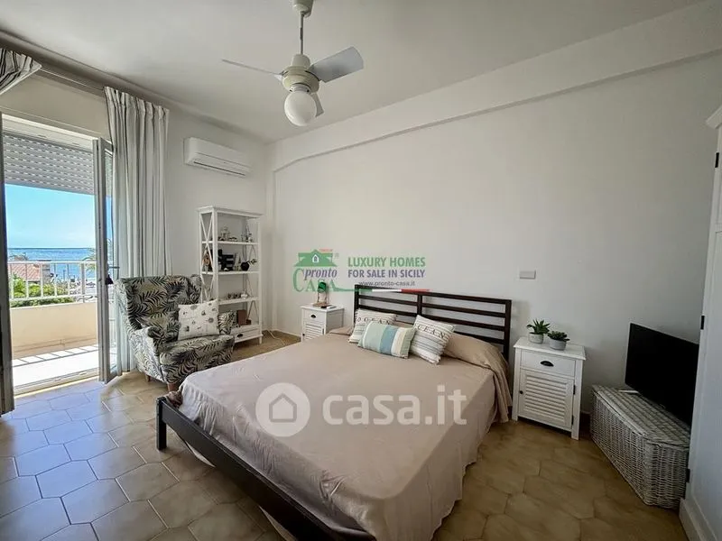 Chambres - Rented Trilocale with Sea View in Ragusa
