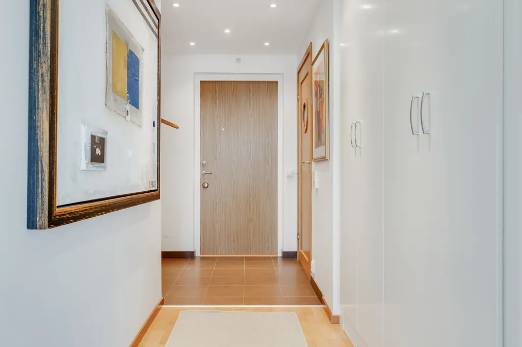 Entrée - Corner Penthouse with Panoramic View in Borås