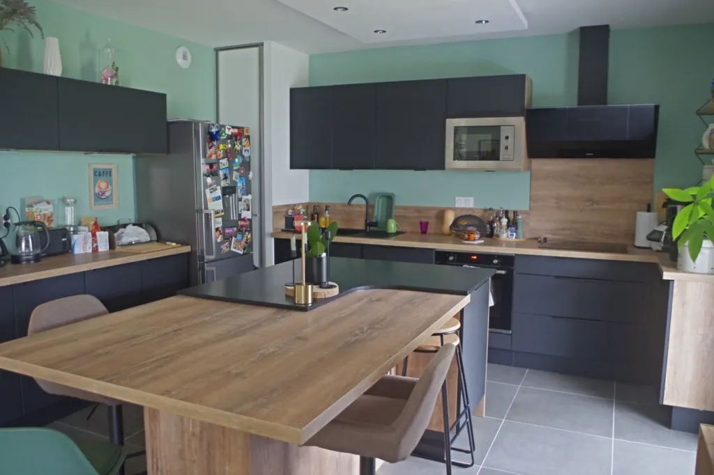 Köök - Contemporary Flat with Garden in Lagord