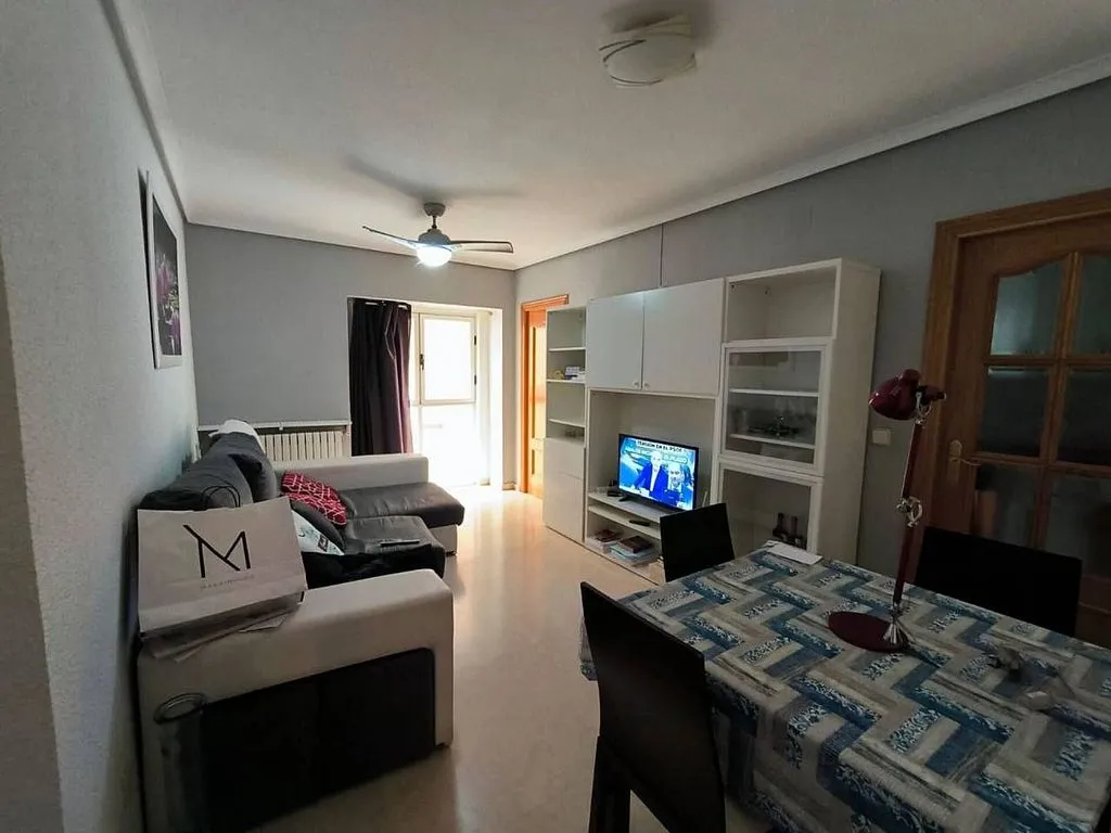 Söögituba - Furnished Flat with Garage in Carretas