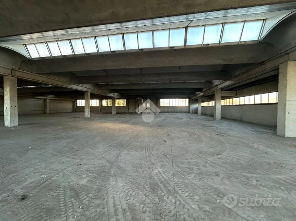 Stanze - Industrial Warehouse in Cellatica