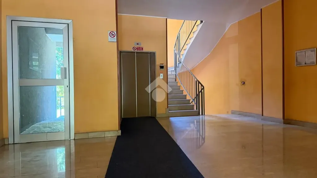Entrée - Four-Room Apartment with Terrace in Milan
