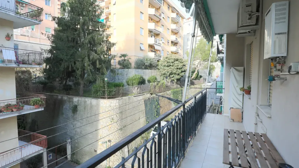 Balcon - Apartment with Private Parking in Genoa