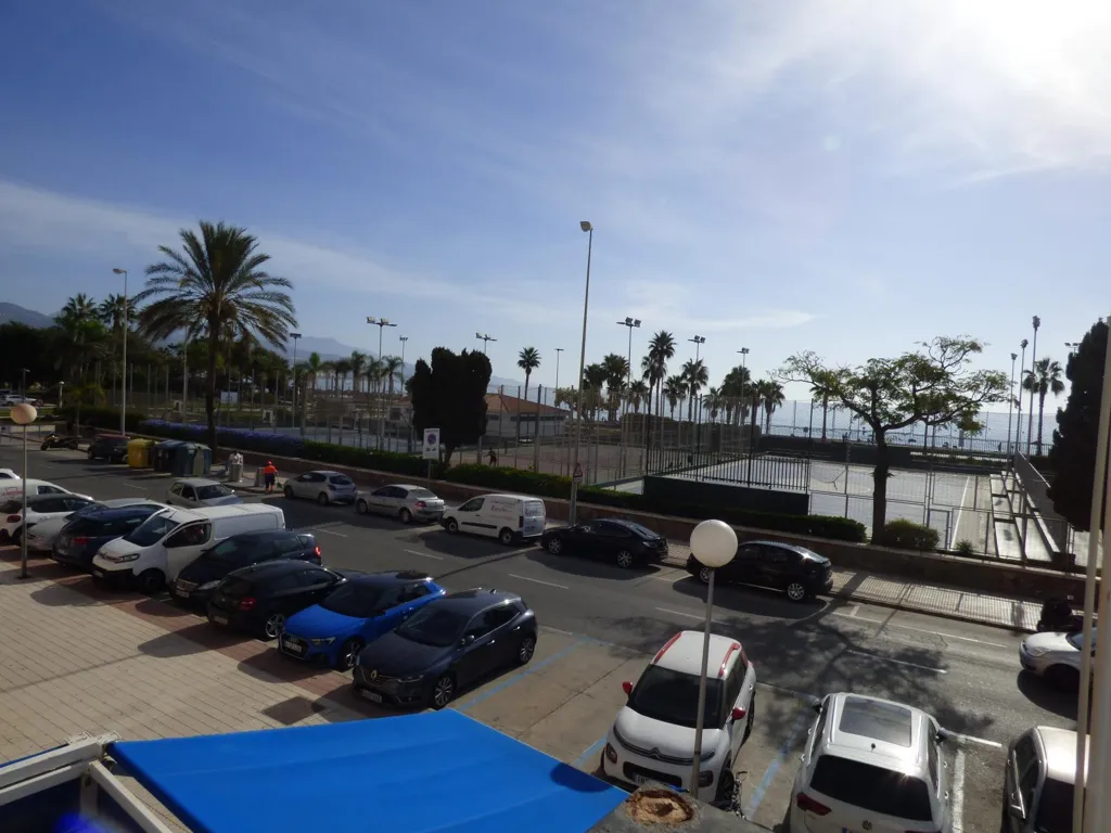Välivaade - Beachfront Flat with Terrace in Torre del Mar