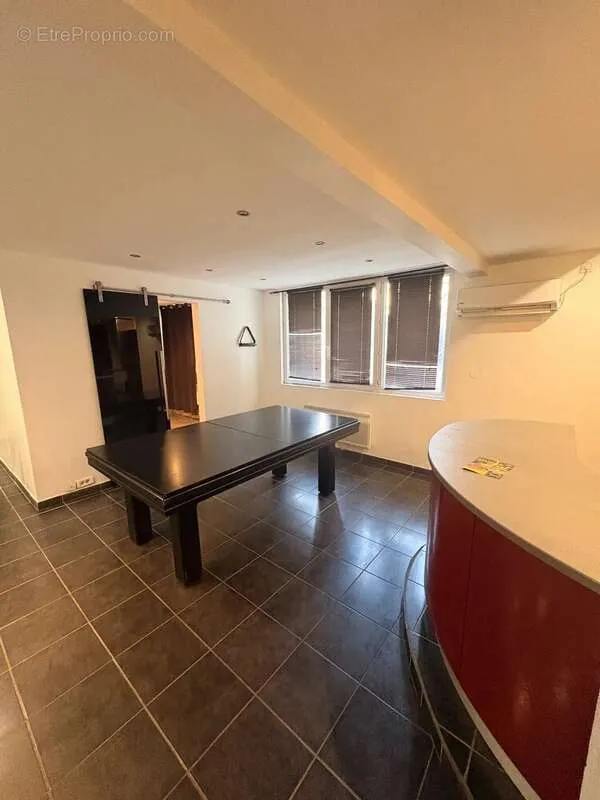 Appartement 3 pièces à Marseille-5e