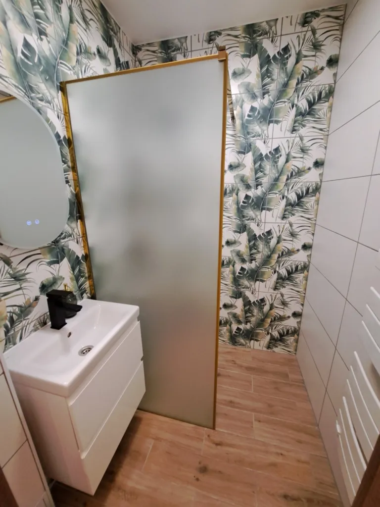 Vannitoad - Renovated Panel Flat with Balcony in Pécs Centre
