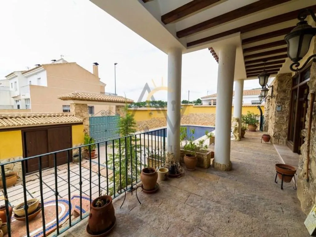 Terrass - Luxury House with Pool in Pinoso