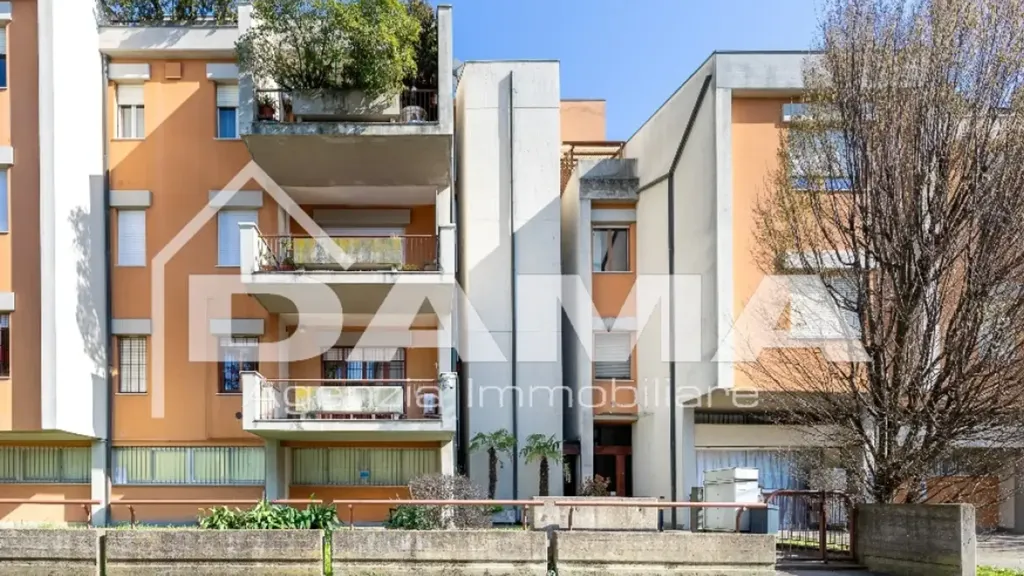 Välivaade - Triplex with Balcony in Forlì