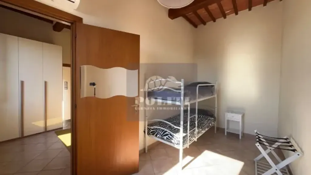 Chambres - Rustic-Style Flat with Terrace in Fucecchio