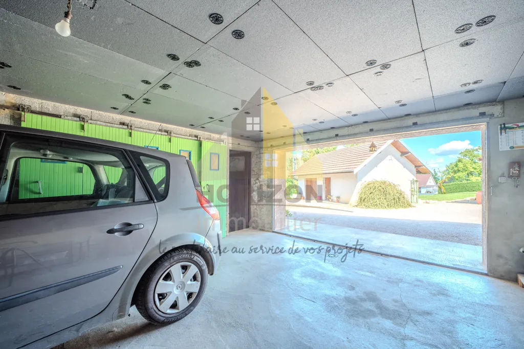 Garage - Two-Storey House with Garden in Nance