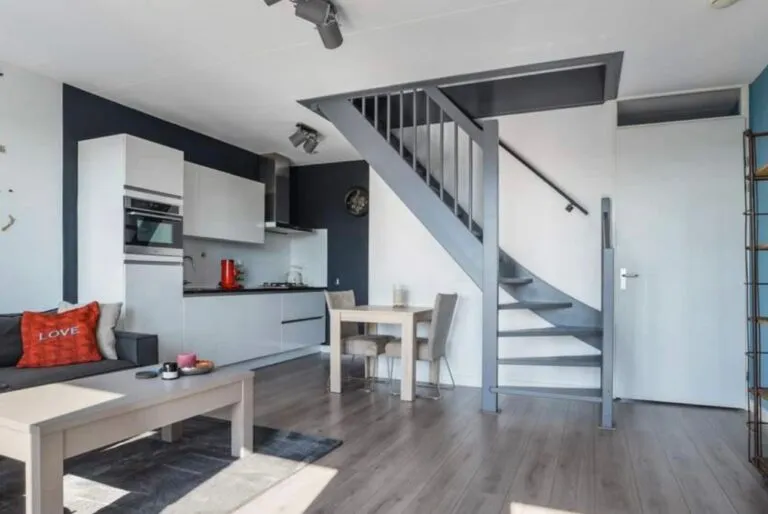 Soggiorno - Maisonnette with Balcony in Aalsmeer