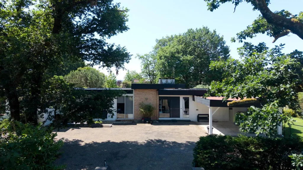 Exterior - Architectural Villa with Pool in Labatut