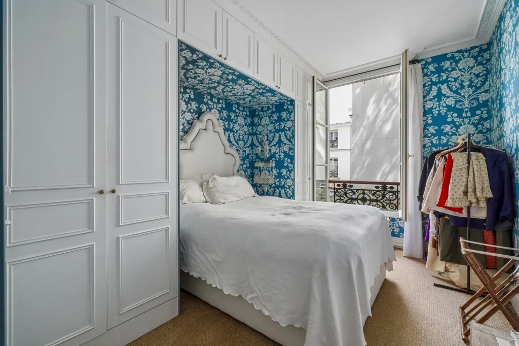 Magamistoad - Modernised Parisian Apartment with Courtyard