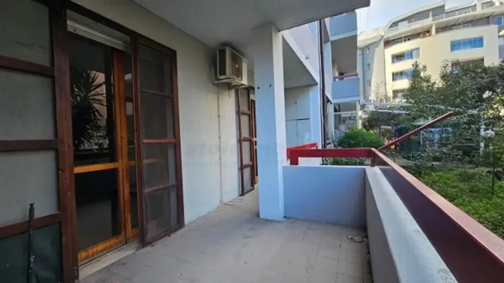 Rõdu - Rustic-Style Apartment with Garden in Vasto