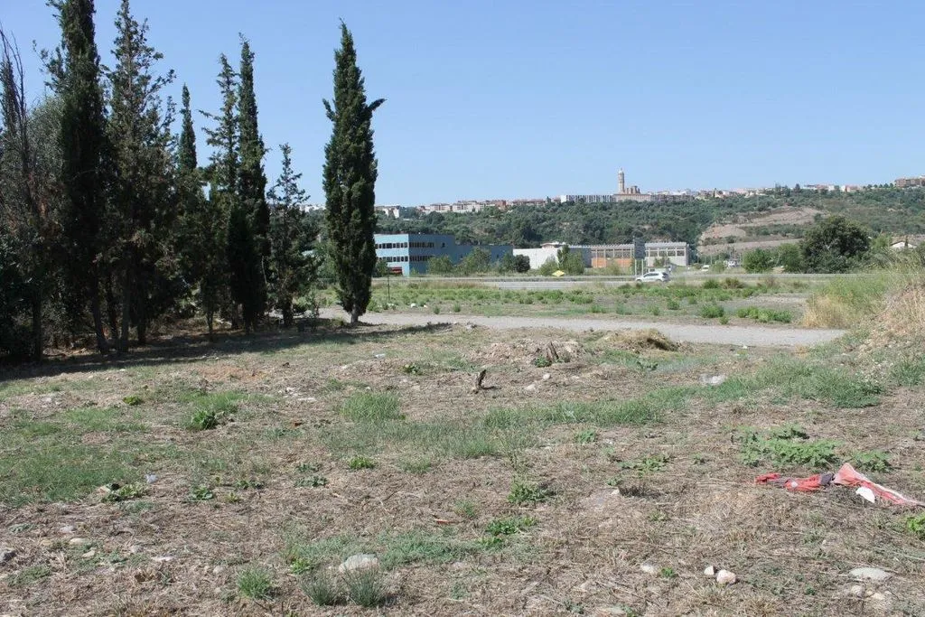 Jardin - Industrial Land in Olesa de Montserrat