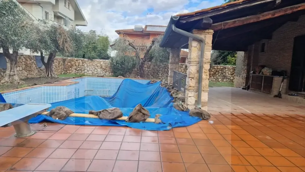 Piscine - Rustic Villa with Pool in Ciampino