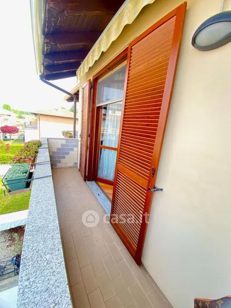 Balcon - Semi-detached Villa with Garden in Cilavegna