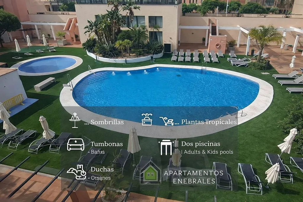 Piscina - 1-Bed Apartment with Pool on Avenida Del Decano