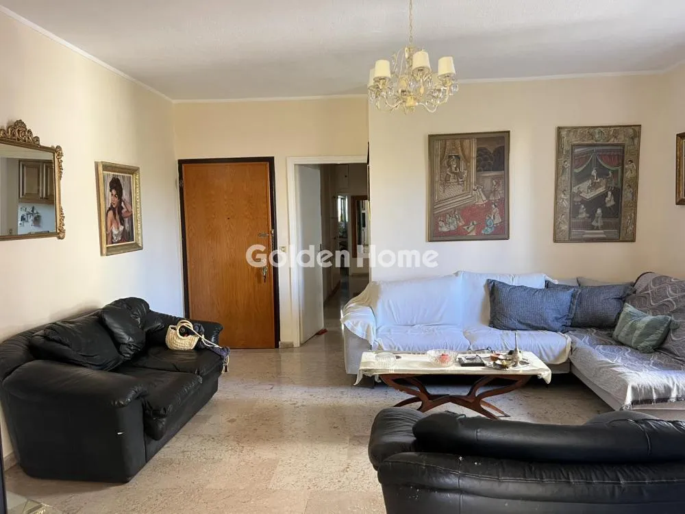 Elutuba - Bright Apartment with Balcony in Volos Centre