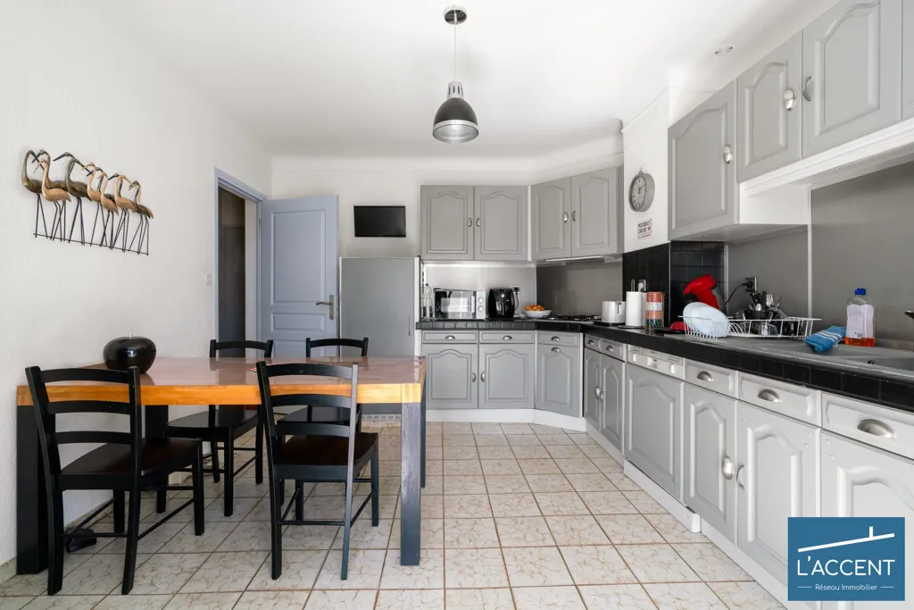 Cuisine - Appartement avec Terrasse et Garage à Uchaud