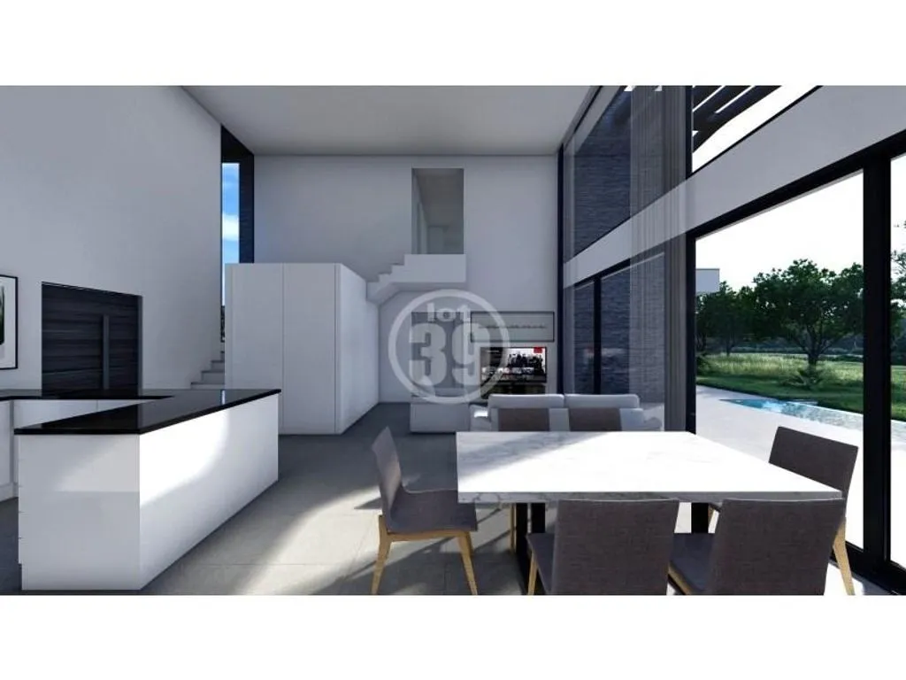 Development Land with Approved Project in Areeiro