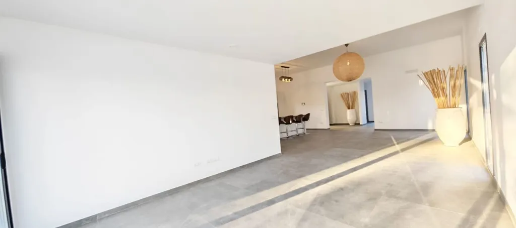 Esik - New Villa with Private Pool in La Nucia