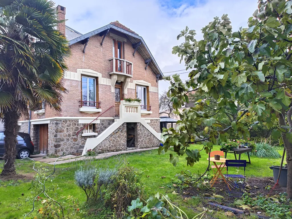 Aed - Charming Maison with Garden in Noisy-le-Sec