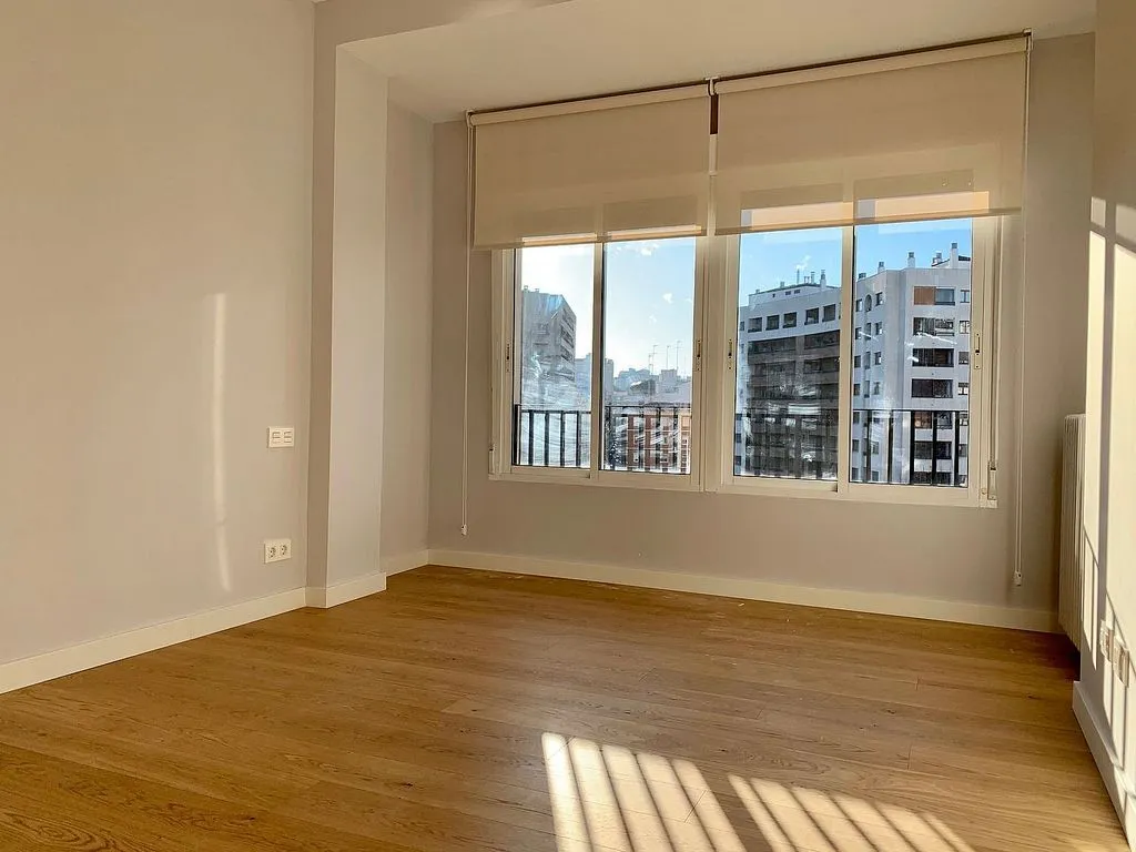 Pièces - Luxury Apartment with Terrace near University