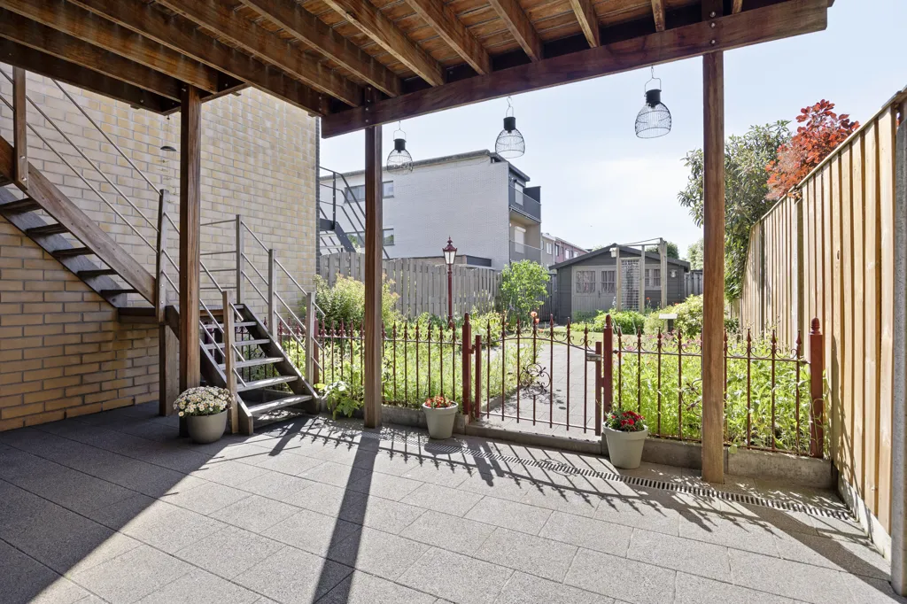 Terrass - Instapklare Bel-etage in Stabroek