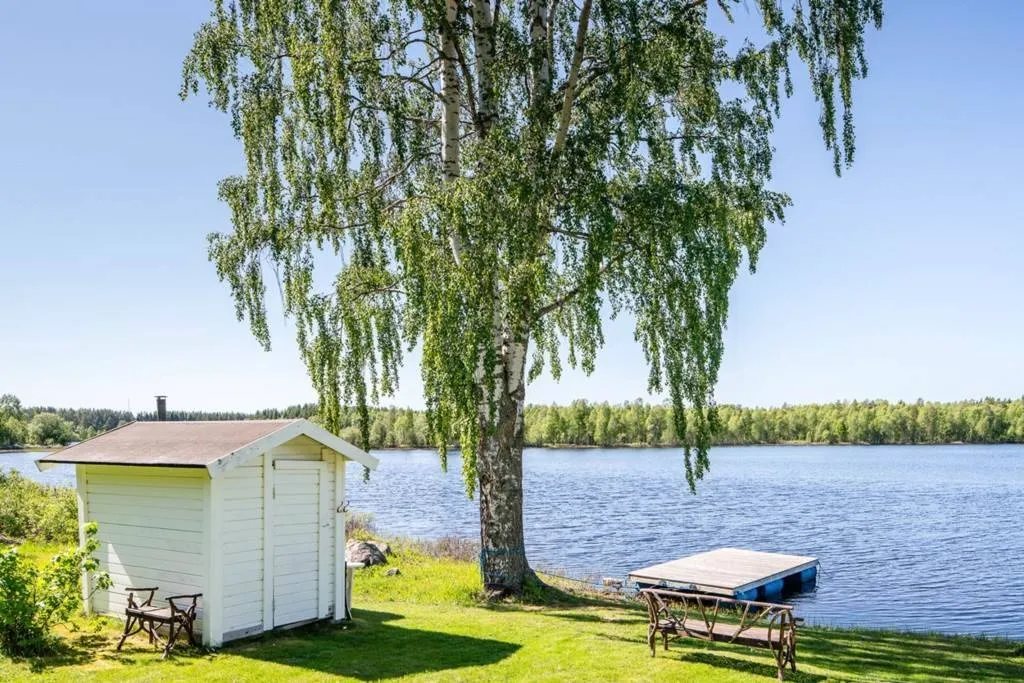 Jardin - Cottage with Lakefront in Falmarksheden