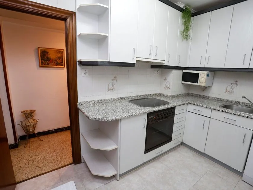 Cuisine - Apartment with Terraces in Miraflores, Zaragoza