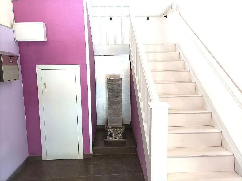 Toad - 2-Bedroom Flat with Balcony in Barreda
