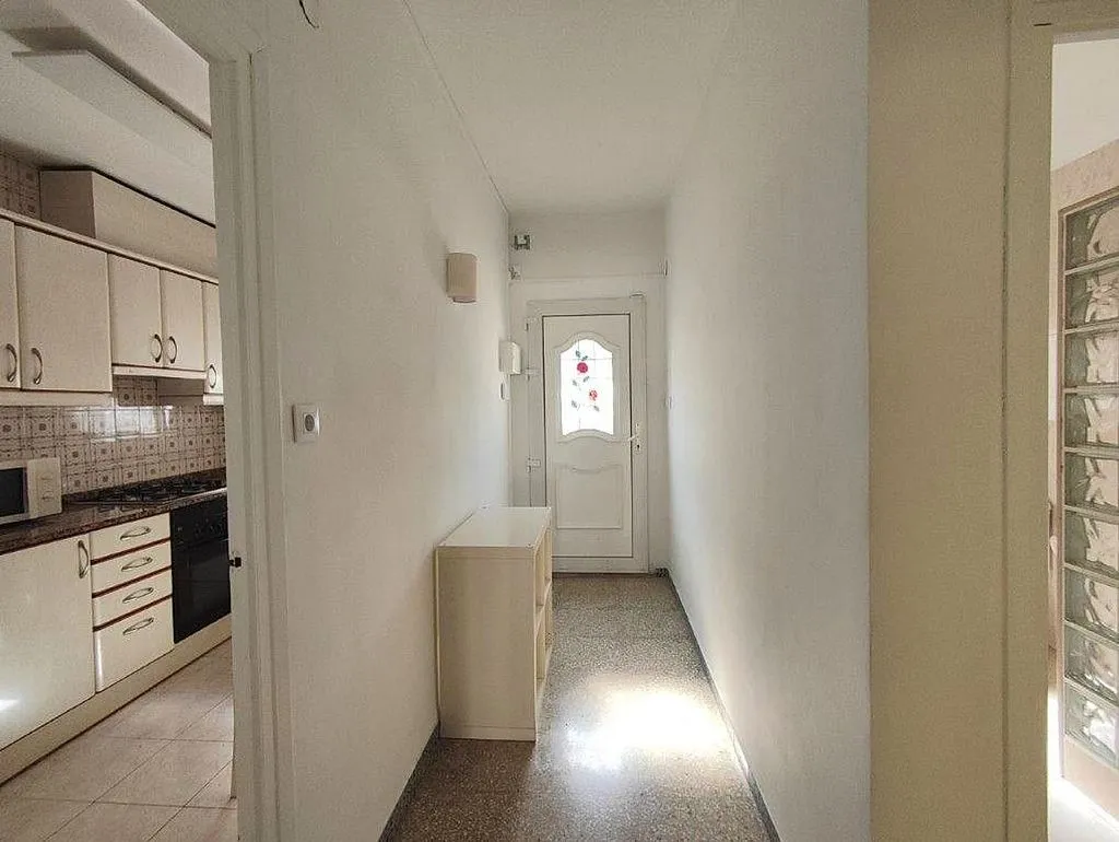 Hallway - Semi-Detached House Near Beach in Dénia
