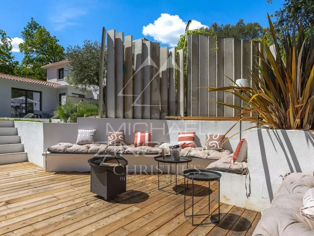 Terrasse - Villa Contemporaine avec 7 Chambres à Roquefort-les-Pins