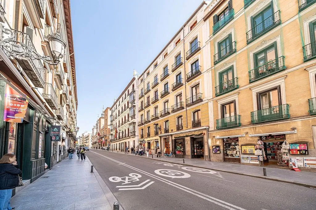 Välivaade - Modern Flat with Air Conditioning in Madrid Centre