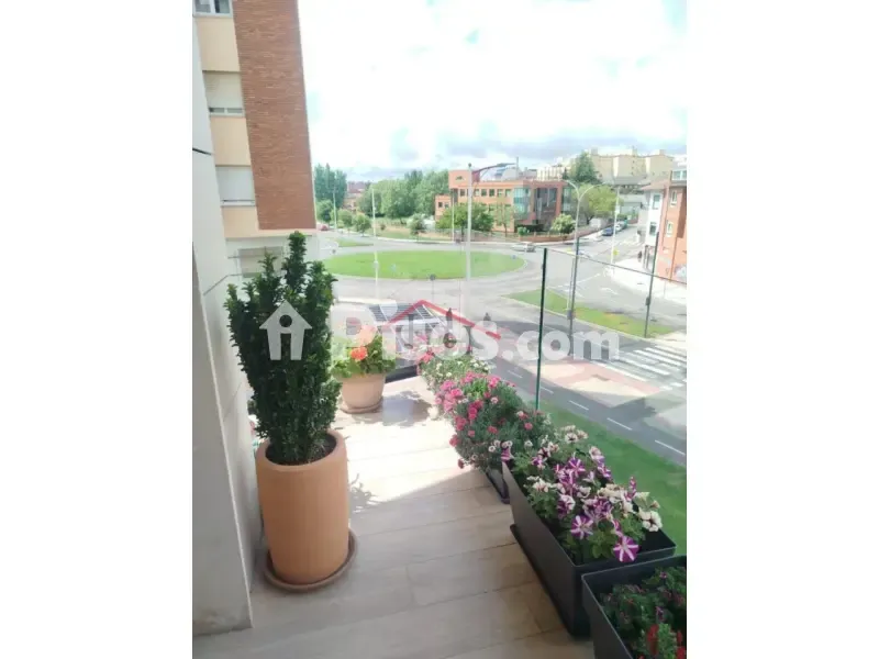 Balcon - Modern Flat with Terrace near University