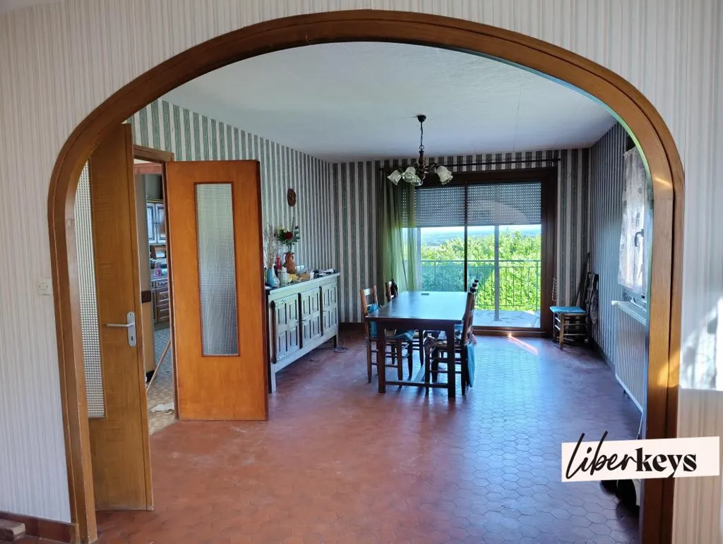 Söögituba - Charming House with Vineyard View in Viré