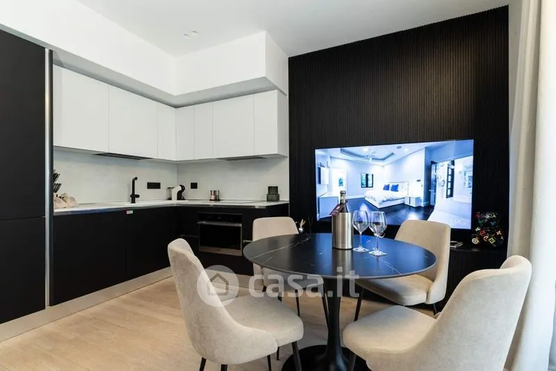Köök - Modern Triplex with Private Garden in Olbia