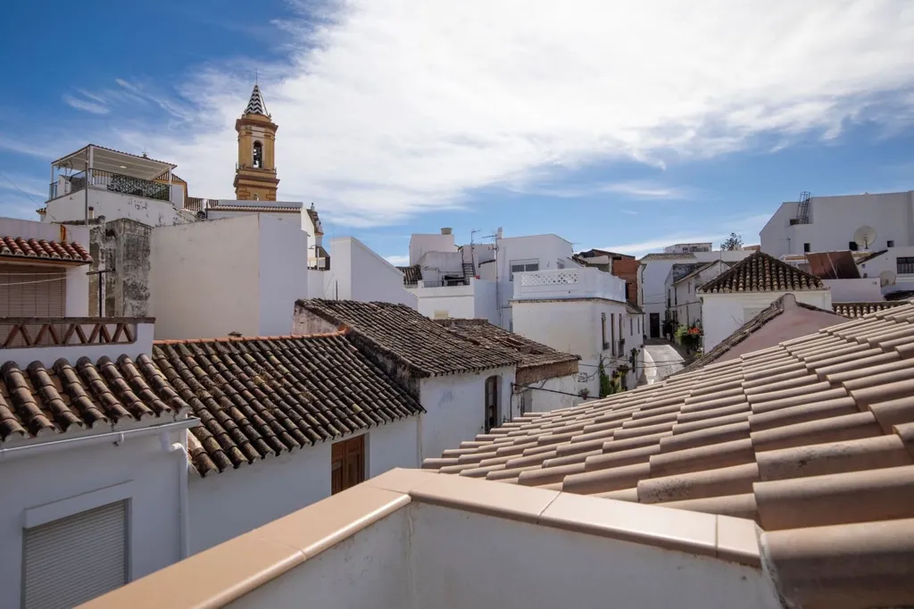 Terrass - Townhouse with Terraces in Estepona Centre