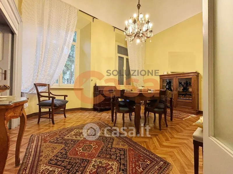 Salle à manger - Spacious Apartment with Garden View in Piacenza