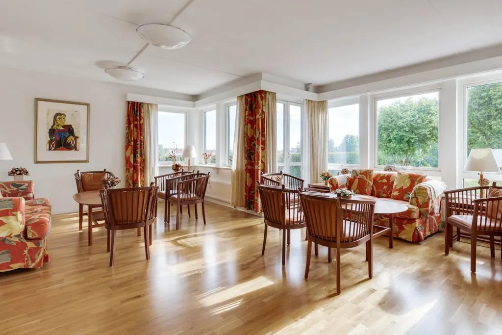 Salle à manger - Senior-Friendly Flat with Carport in Båstad