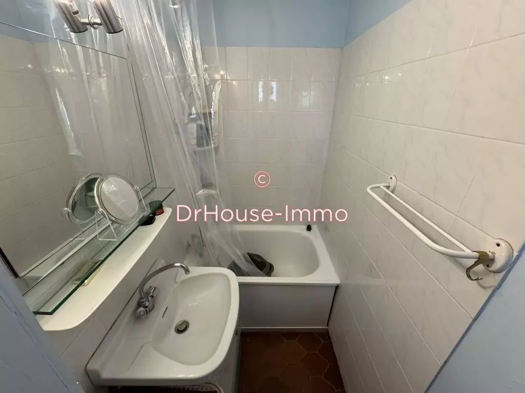 Vannitoad - Climatised Studio with Terrace near Beach