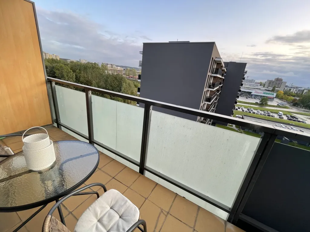 Balcon - Modernised Apartment with Park View in Verkiai