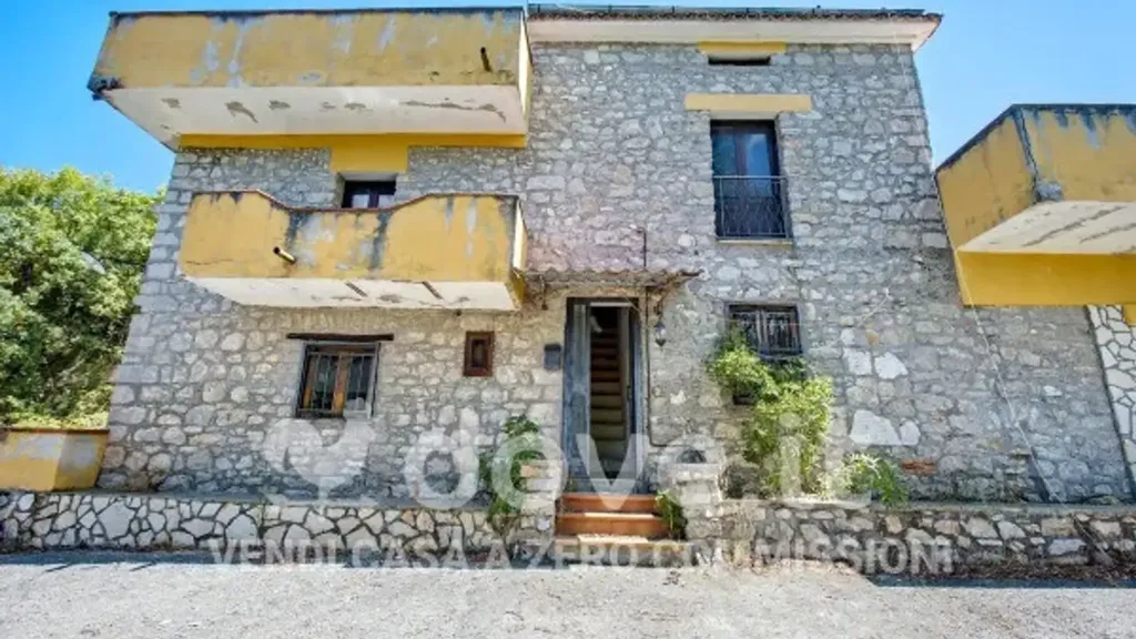 Esterno - Rustic Property with Garden in Amaseno