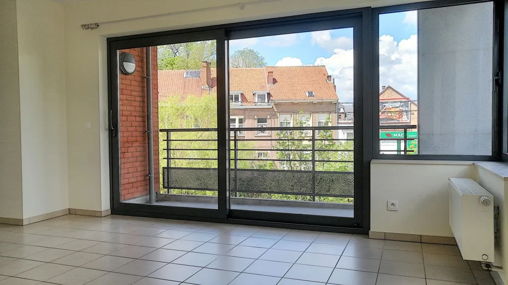 Balcone - Bright Flat with Terrace in Wavre Centre